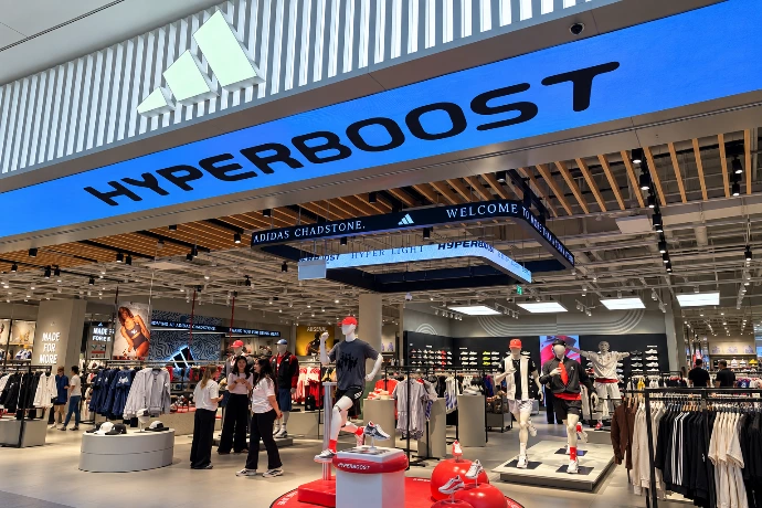 Adidas store technology upgrade by Innovateq