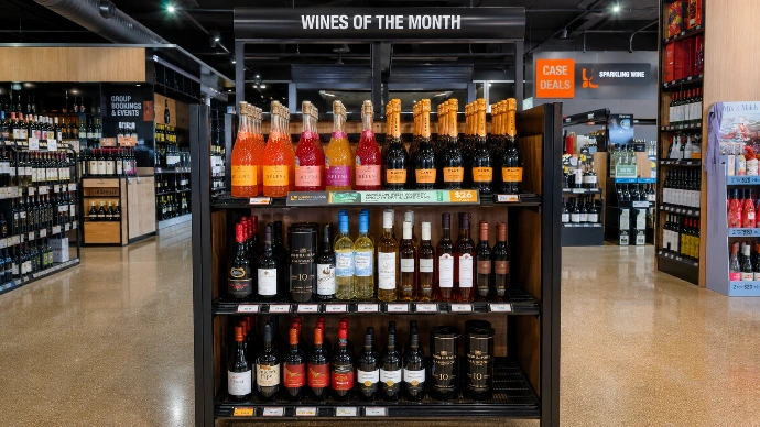 Electronic shelf label installation by Innovateq